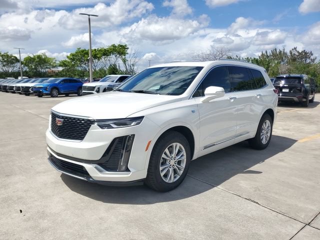 2025 Cadillac XT6 Luxury