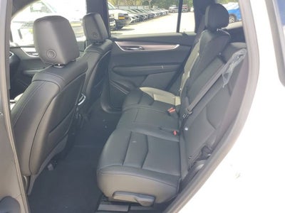 2025 Cadillac XT6 Luxury