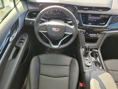 2025 Cadillac XT6 Premium Luxury