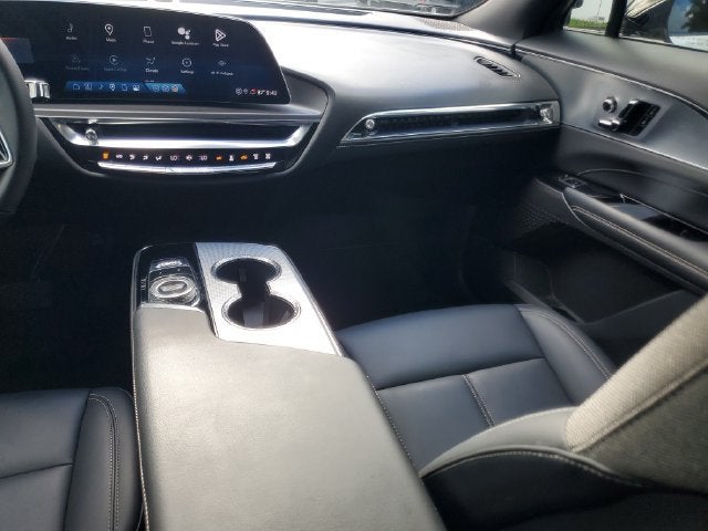 2024 Cadillac LYRIQ Tech