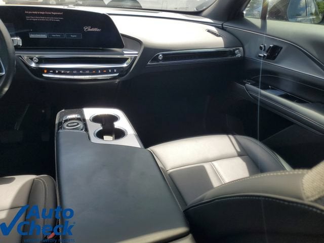 2024 Cadillac LYRIQ Tech