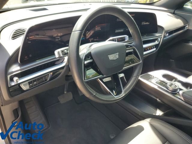2024 Cadillac LYRIQ Tech