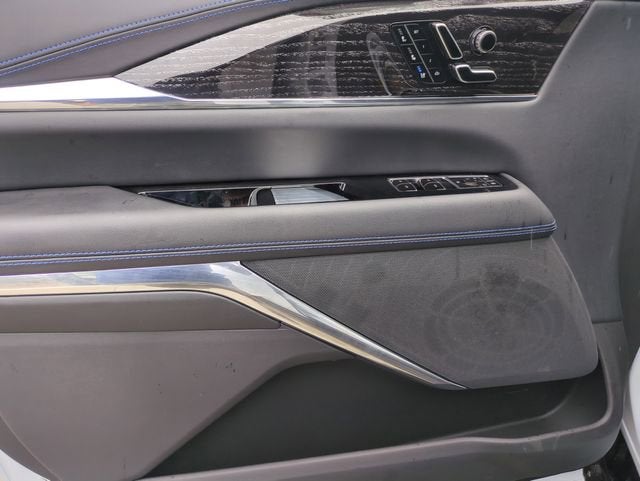 2026 Cadillac ESCALADE IQL Sport