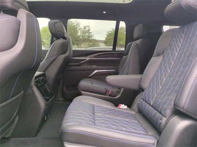 2026 Cadillac ESCALADE IQL Sport