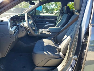 2026 Cadillac ESCALADE IQL Sport