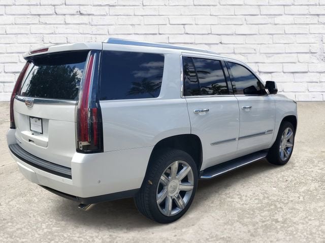 2019 Cadillac Escalade Luxury
