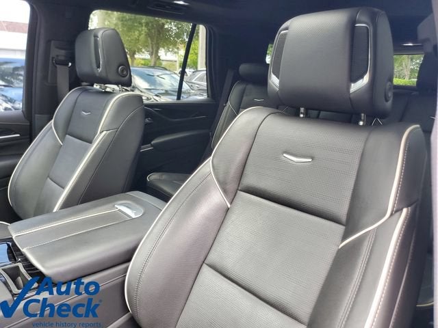 2022 Cadillac Escalade Sport