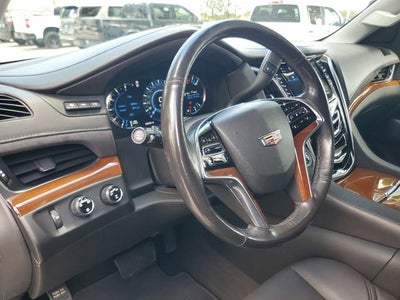 2019 Cadillac Escalade Luxury