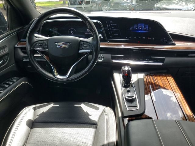 2022 Cadillac Escalade Premium Luxury