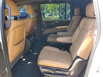 2022 Cadillac Escalade ESV Premium Luxury