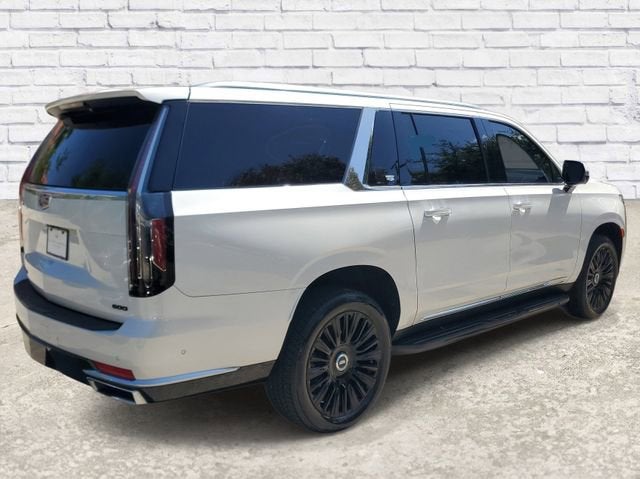 2022 Cadillac Escalade ESV Premium Luxury