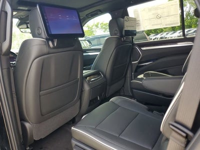 2026 Cadillac Escalade Luxury