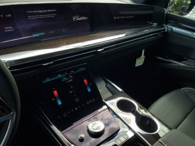 2027 Cadillac Escalade Luxury