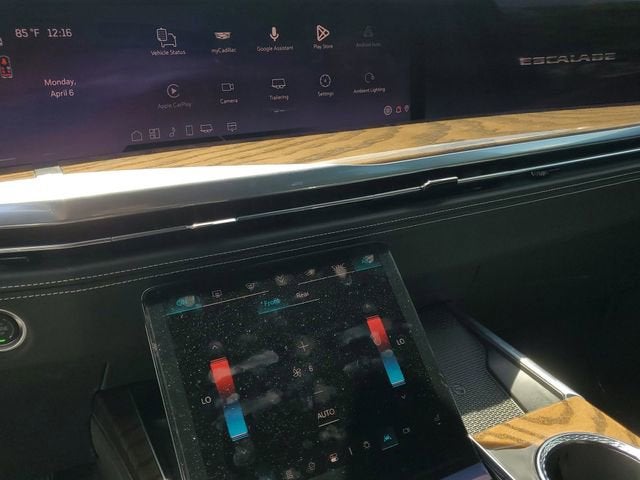 2026 Cadillac Escalade Platinum Sport