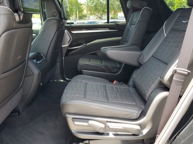 2026 Cadillac Escalade Platinum Sport