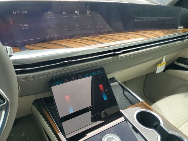 2026 Cadillac Escalade ESV Platinum Luxury