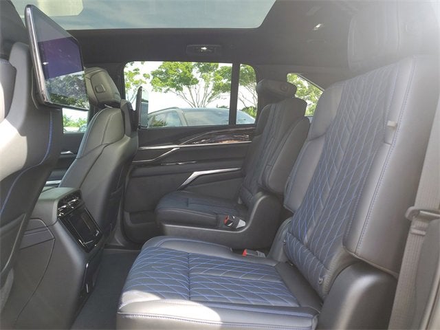 2026 Cadillac ESCALADE IQ Luxury