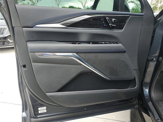 2026 Cadillac ESCALADE IQ Sport