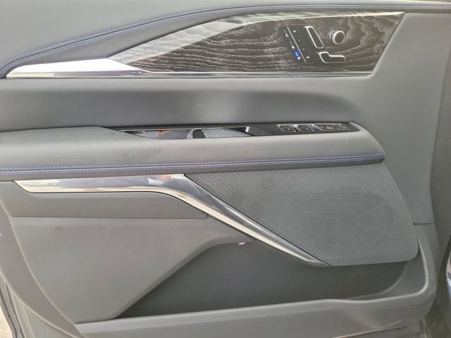 2026 Cadillac ESCALADE IQ Sport