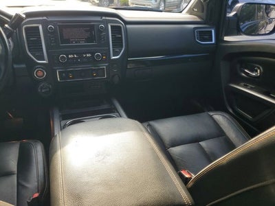2019 Nissan Titan SL