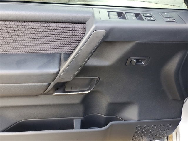 2012 Nissan Titan SV