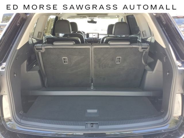 2024 Volkswagen Atlas 2.0T SEL Premium R-Line