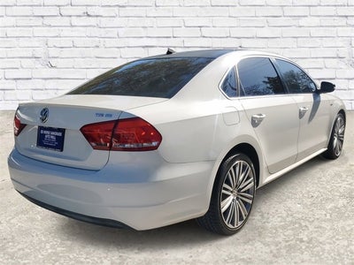 2015 Volkswagen Passat 1.8T SE