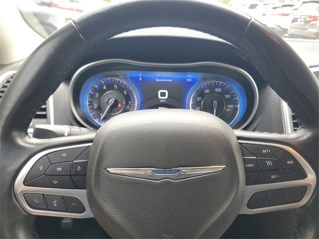 2022 Chrysler 300 Touring L