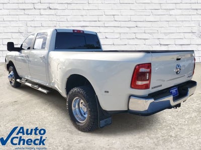 2023 RAM 3500 Laramie Crew Cab 4x4 8' Box