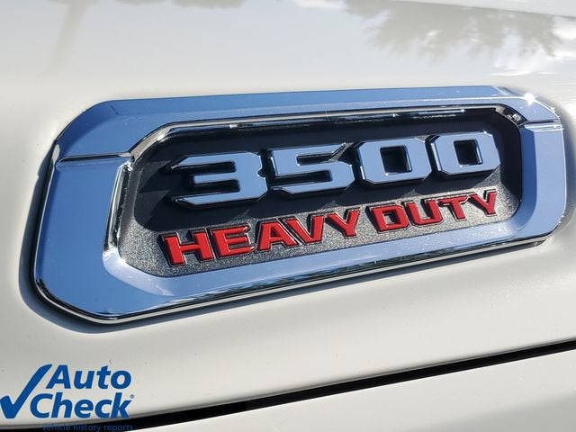 2023 RAM 3500 Laramie Crew Cab 4x4 8' Box