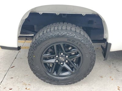 2022 Chevrolet Silverado 1500 Custom Trail Boss