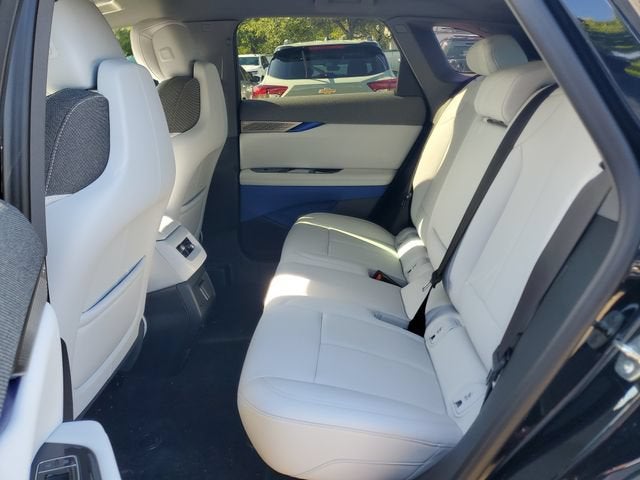 2027 Cadillac OPTIQ Sport