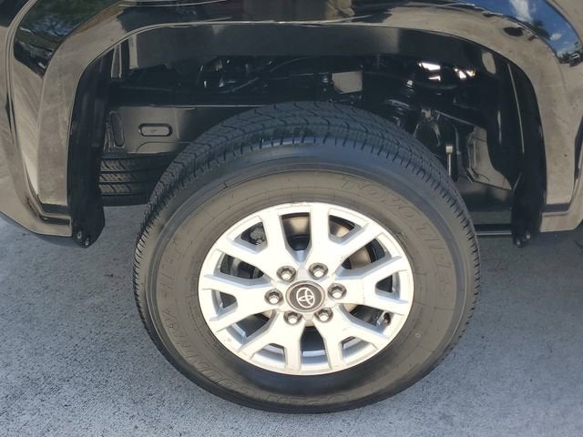 2024 Toyota Tacoma 2WD SR5