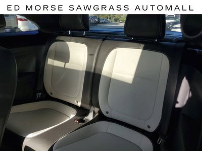 2019 Volkswagen Beetle SE