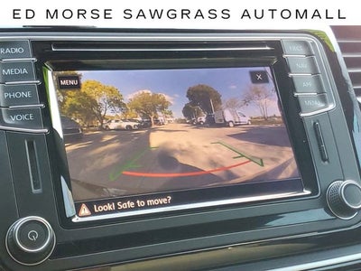 2019 Volkswagen Beetle SE