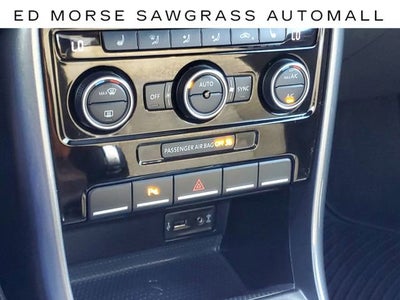 2019 Volkswagen Beetle SE