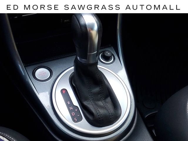 2019 Volkswagen Beetle SE