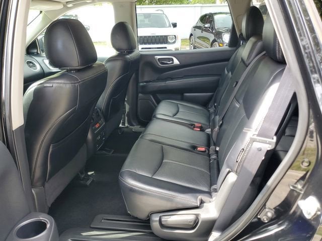 2020 Nissan Pathfinder Platinum