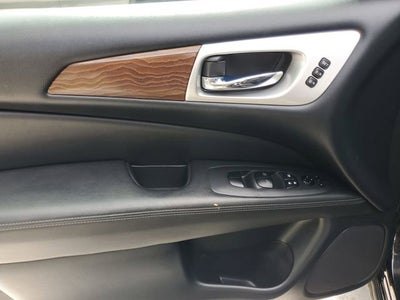 2020 Nissan Pathfinder Platinum