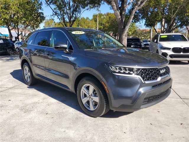 2023 Kia Sorento LX
