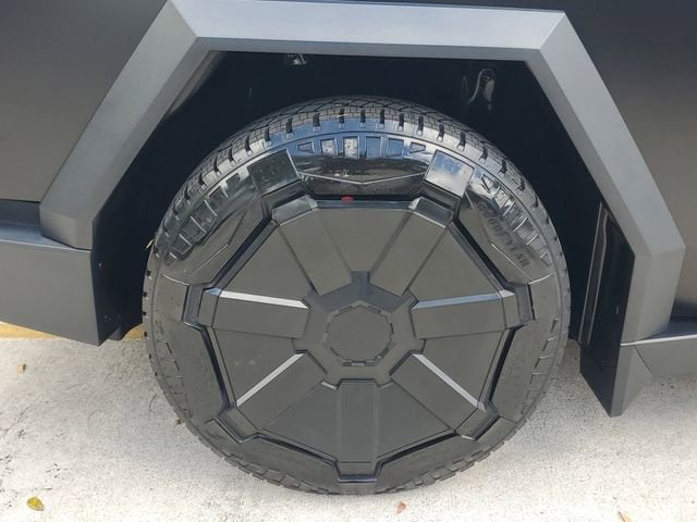 2024 Tesla Cybertruck Base