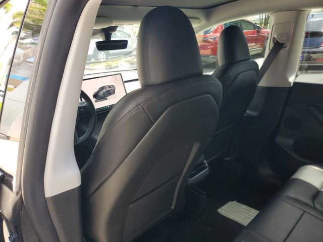 2024 Tesla Model Y Base