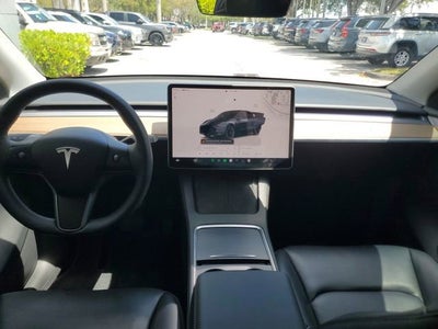 2024 Tesla Model Y Base
