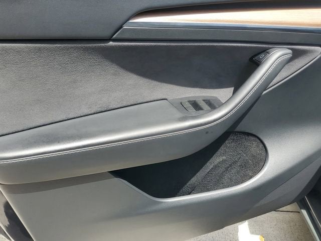 2024 Tesla Model Y Base