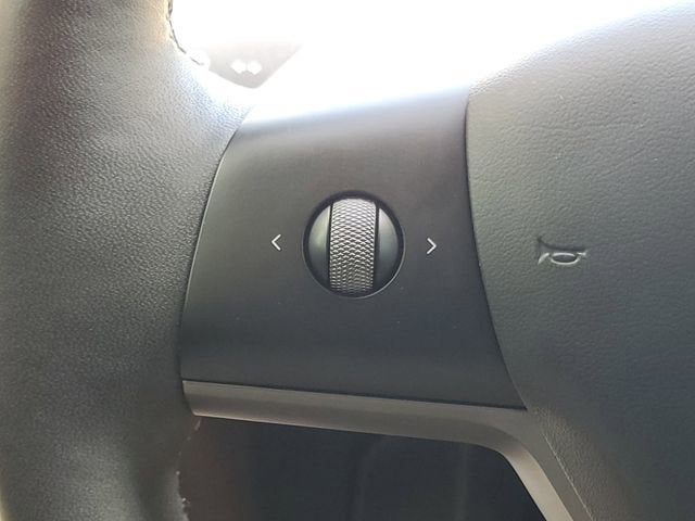 2024 Tesla Model Y Base