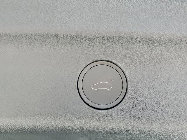 2024 Tesla Model Y Base