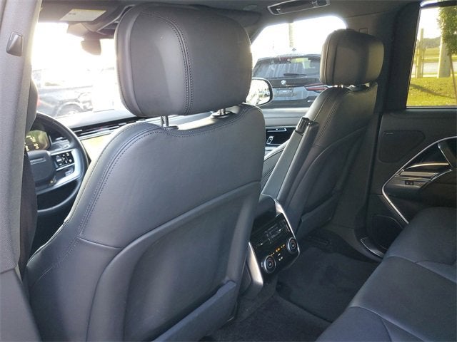 2023 Land Rover Range Rover SE