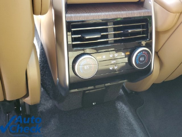 2025 Land Rover Range Rover P530 SE