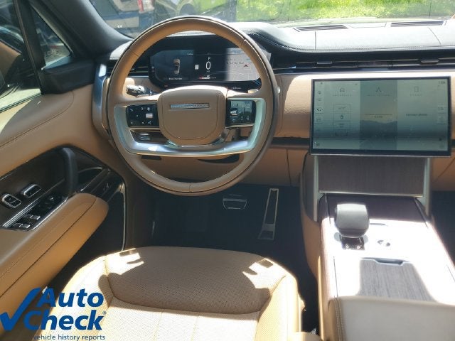 2025 Land Rover Range Rover P530 SE