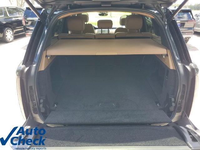 2025 Land Rover Range Rover P530 SE